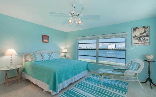 photo 4 of Bayside 294 - Three Bedroom Condo