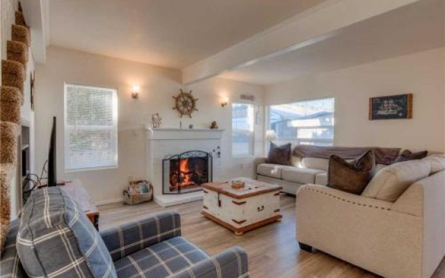 photo 5 of Beach Street Getaway- Seaside - 4 Br home by RedAwning
