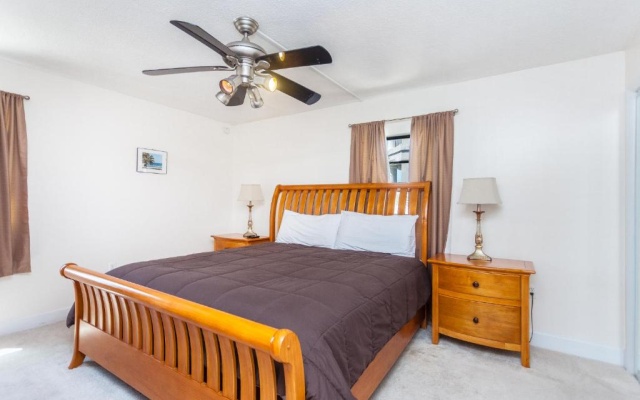 photo 2 of Beachcomber 301, 2 Bedrooms, Near Mayo Clinic, Sleeps 4, Pool