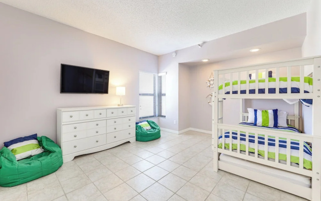photo 4 of Beachfront New Smyrna Condo: 1 Mi to Flagler Ave