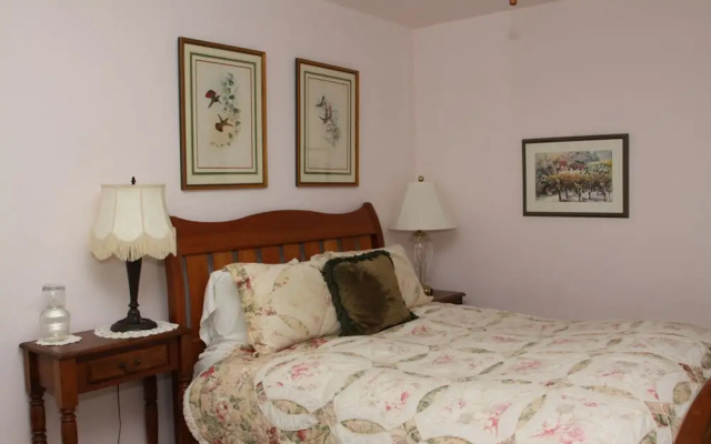 photo 2 of Bear Flag Inn