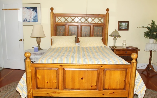 photo 5 of Bear Flag Inn