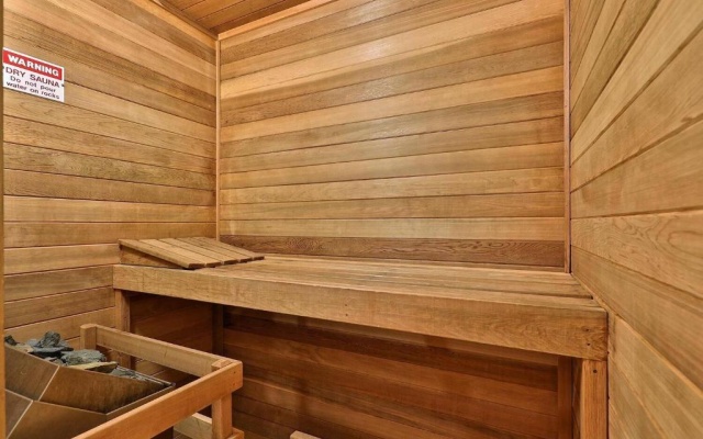 photo 5 of Beautiful 2 Bedroom Condo - Highridge B6