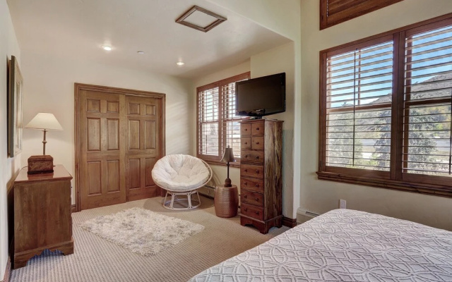 photo 4 of Beautiful 3 Br + In Avon Ge - Lodge At Brookside 3 Bedroom Condo, Avon