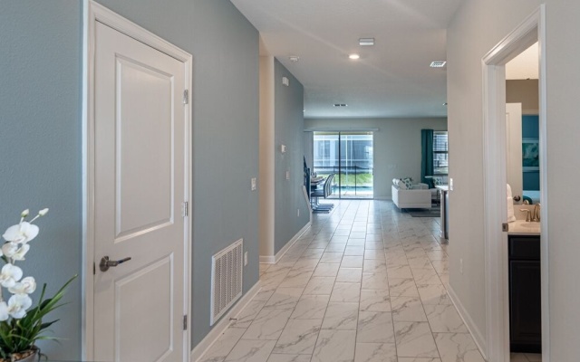 photo 2 of Beautiful 7 Bed Spa Gm Hm Champions Gate-820dsd
