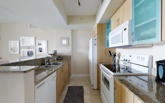photo 2 of Beautiful Asian Retreat 2bd/2bth Apt. min to Beach
