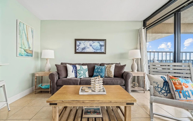 photo 5 of Laguna Reef 308 - Beautiful Bay View by Ryson Vacation Rentals