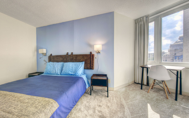 photo 3 of Beautiful, fully equipped, luxury condo!