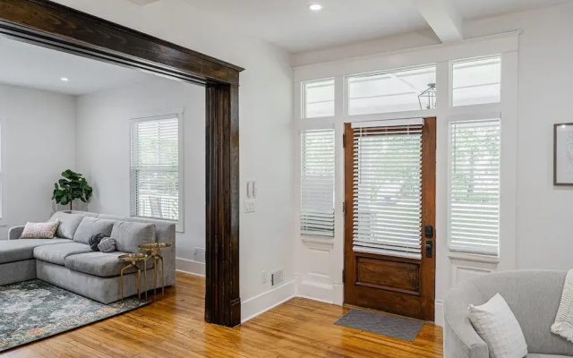photo 2 of Beautiful Home Located In Historic Norcross