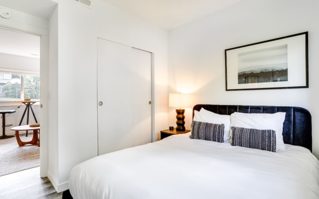 photo 5 of Beautiful Kenmore Retreat Near Marina & Beach!