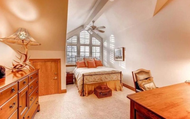 photo 5 of Ski, in Ski out 3 Bedroom Vacation Condo with Resort Amenities