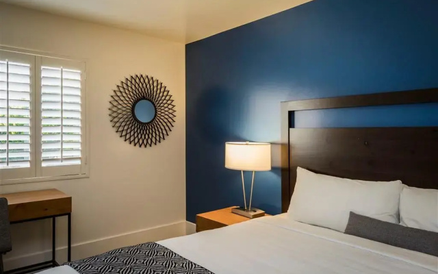 photo 5 of Becks Motor Lodge