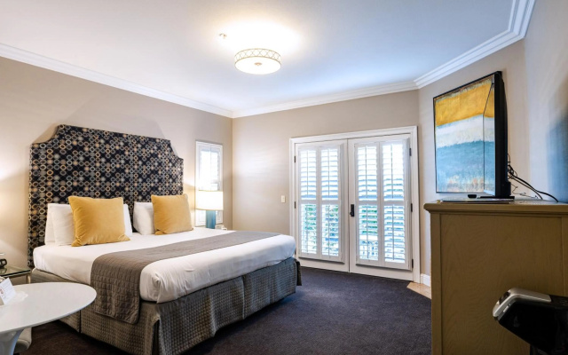photo 4 of Bel Abri Napa Valley Inn