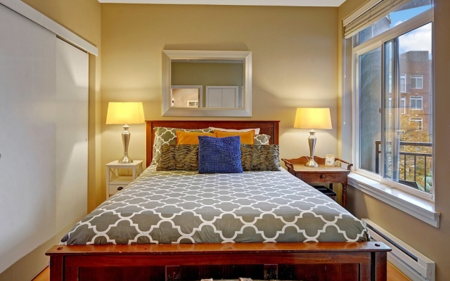 photo 5 of Belltown Court Garden View Suite - One Bedroom Apartment