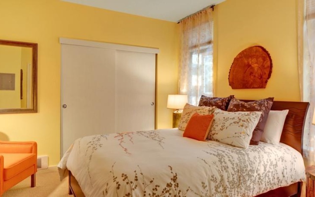 photo 2 of Belltown Court Home Port Suite II