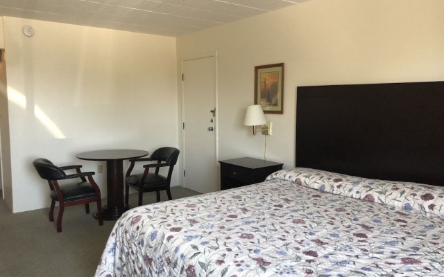 photo 2 of Belmar Motor Lodge
