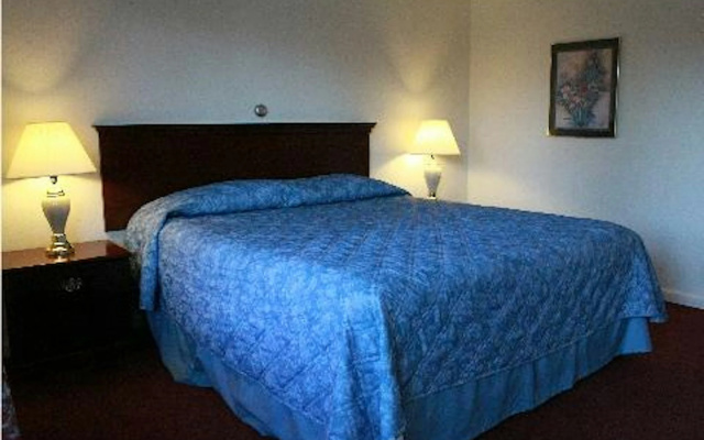 photo 3 of Berkshire Inn