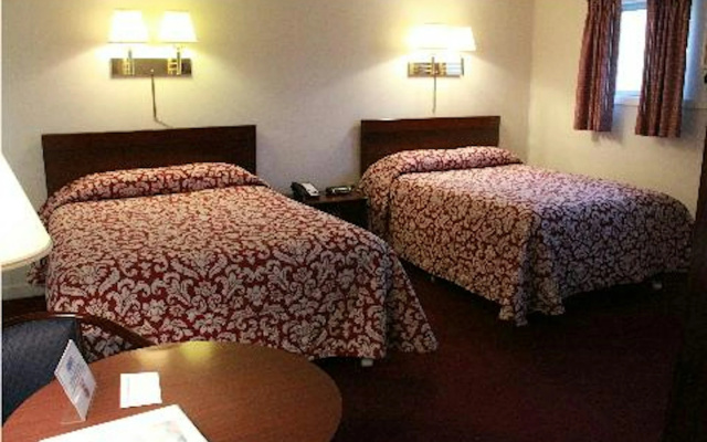 photo 5 of Berkshire Inn