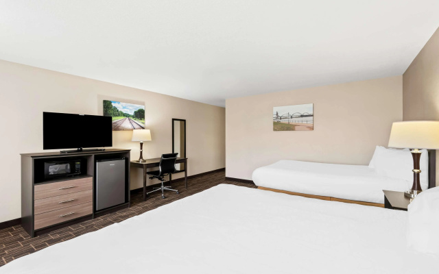 photo 5 of Best Western Airport Inn