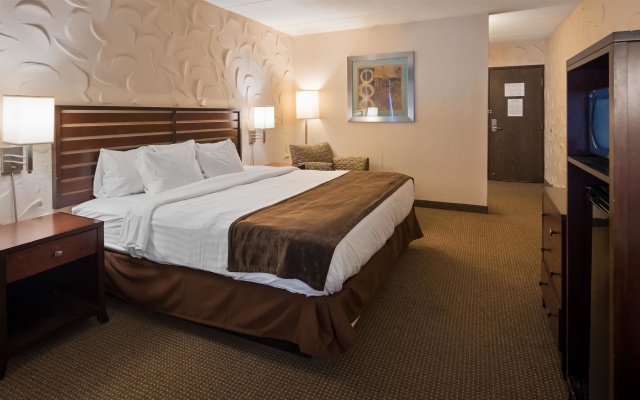 photo 4 of Surestay Plus Hotel By Best Western Albany Airport