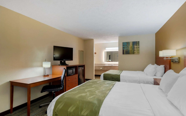 photo 3 of Quality Inn Ashburn