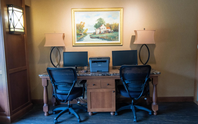 photo 3 of The Bard's Inn, BW Signature Collection by Best Western