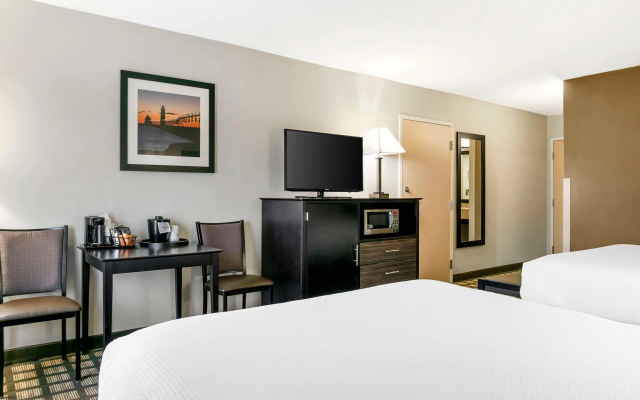 photo 5 of Best Western Beacon Inn