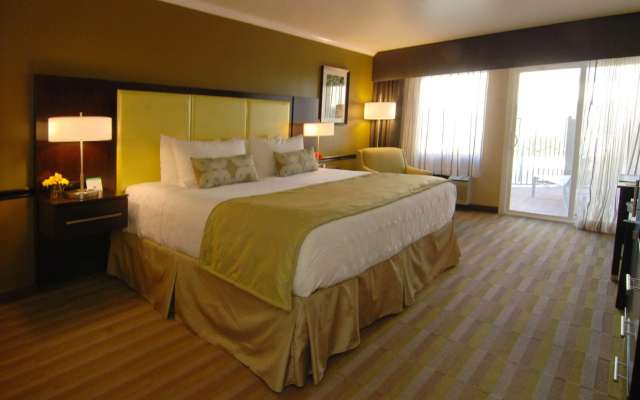 photo 5 of Best Western Canoga Park Motor Inn