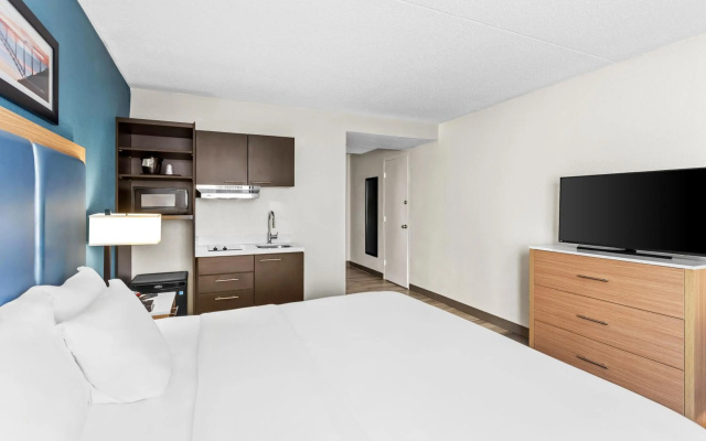 photo 3 of Quality Inn & Suites Charleston - Civic Center