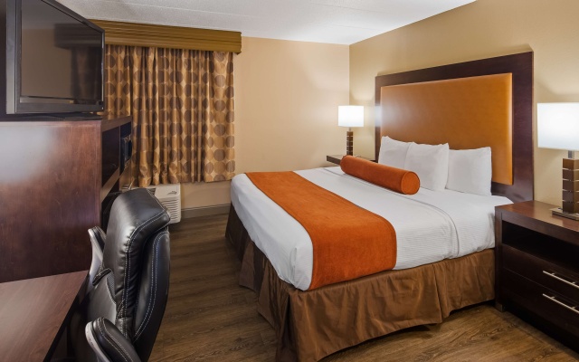 photo 3 of Best Western Crossroads Of The Bluffs