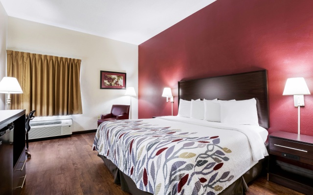 photo 4 of Red Roof Inn Carrollton