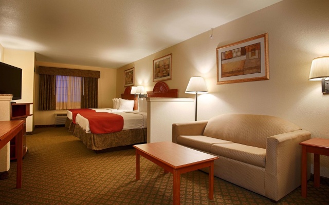 photo 4 of Best Western Henrietta Inn & Suites