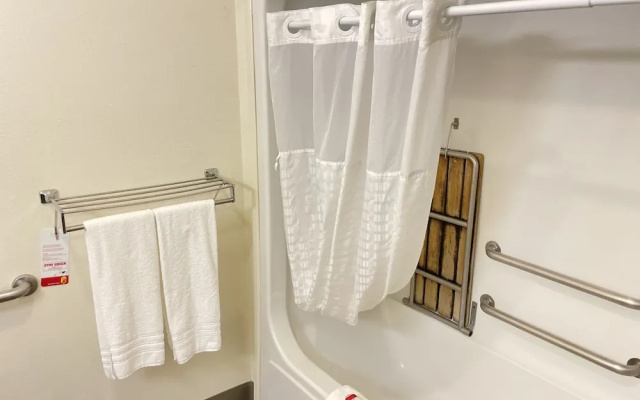 photo 4 of Best Western Inn And Suites