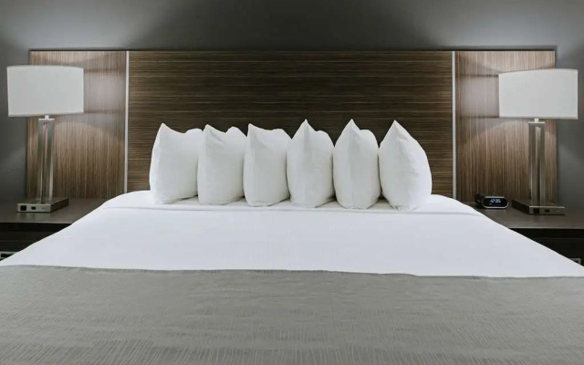 photo 3 of Best Western Inn at the Meadows