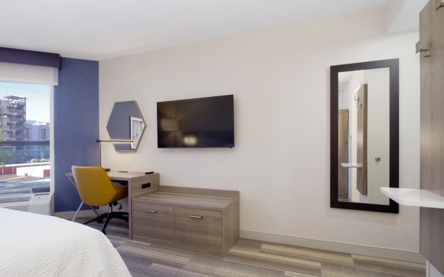 photo 4 of Holiday Inn Express & Suites Phoenix - Tempe by IHG