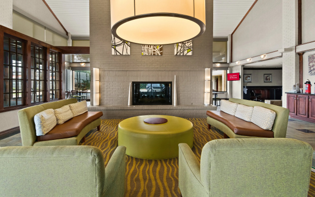 photo 2 of Red Roof Inn & Suites Irving – DFW Airport South