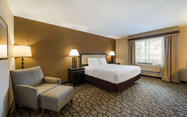 photo 3 of Best Western Detroit Livonia