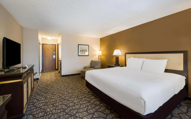 photo 5 of Best Western Detroit Livonia