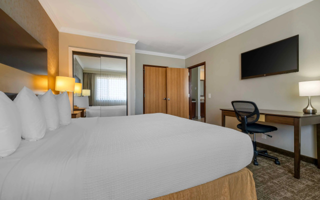 photo 4 of Best Western Los Angeles Worldport Hotel