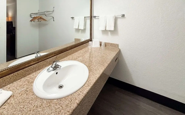 photo 5 of Best Western Mesa Inn