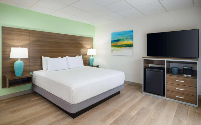 photo 5 of Best Western Naples Inn & Suites