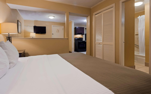 photo 3 of SureStay Plus by Best Western Covington