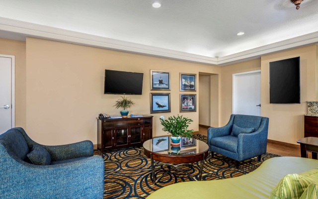 photo 4 of Best Western Cocoa Beach Hotel & Suites