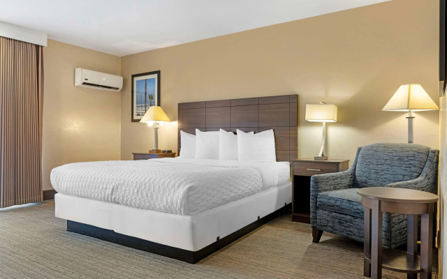 photo 5 of Best Western Oceanside Inn