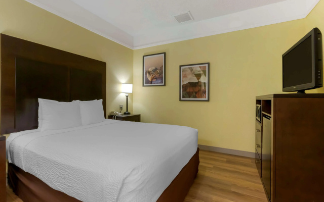 photo 3 of Best Western Phoenix Goodyear Inn