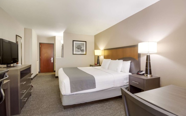 photo 4 of SureStay Plus Hotel by Best Western Houston Medical Center