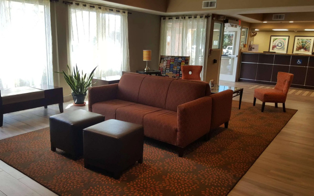 photo 2 of Best Western Plus Airport Inn and Suites