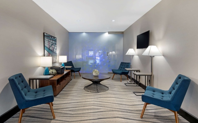 photo 4 of Best Western Plus Arlington North Hotel & Suites