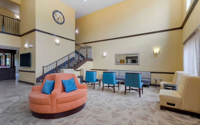 photo 2 of Best Western Plus DFW Airport Suites