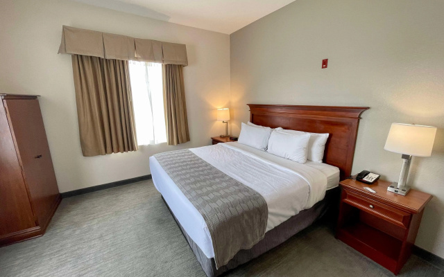 photo 5 of Best Western Plus Executive Hotel & Suites